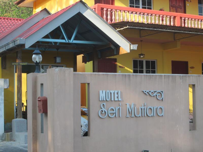 Motel Seri Mutiara Kuah Exterior foto